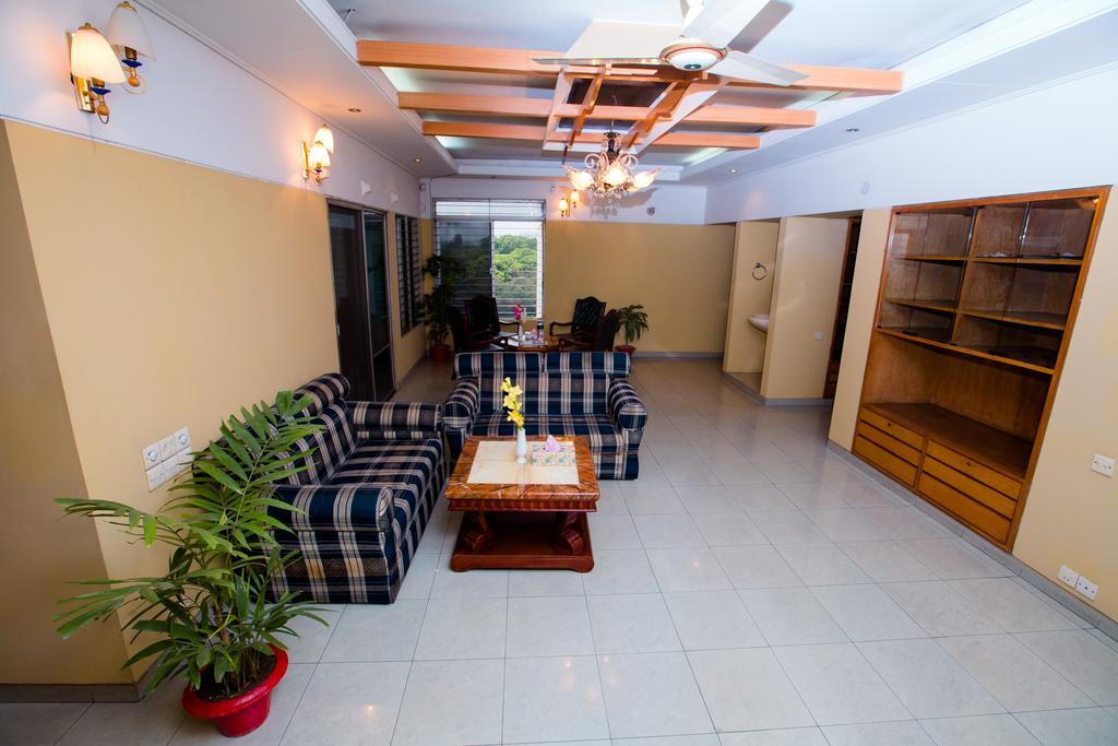 Hotel Golden Deer Dhaka Exterior foto